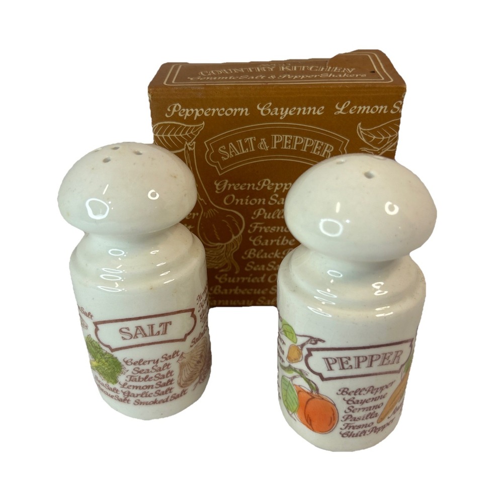 Vintage 1980 Avon Country‎ Kitchen Salt and Pepper Shakers New Old Stock